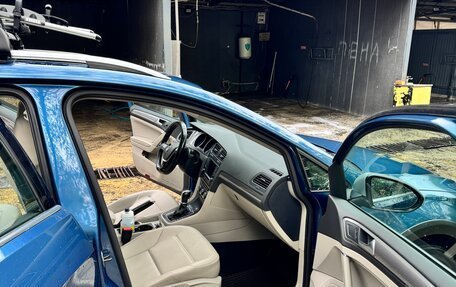 Volkswagen Golf VII, 2016 год, 2 100 000 рублей, 21 фотография