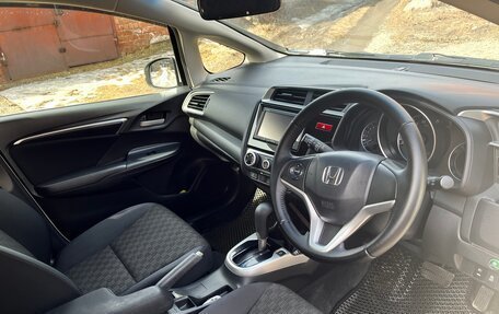 Honda Fit III, 2013 год, 970 000 рублей, 6 фотография