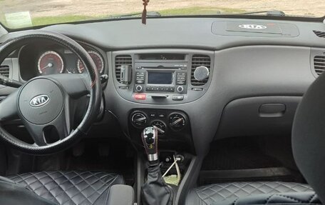 KIA Rio II, 2010 год, 665 000 рублей, 5 фотография