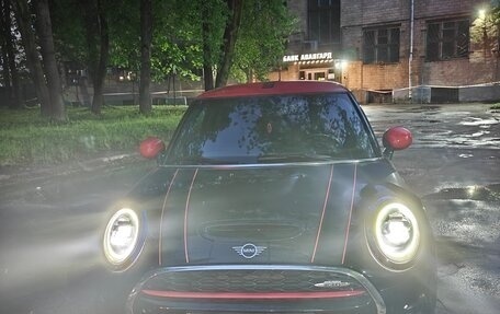 MINI Hatch, 2019 год, 3 050 000 рублей, 4 фотография
