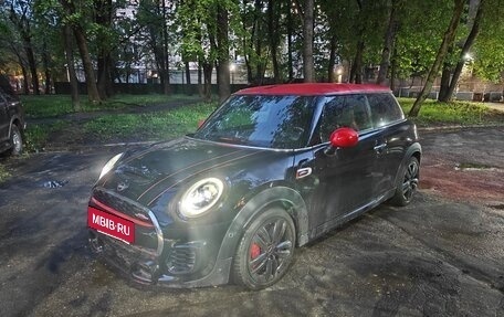 MINI Hatch, 2019 год, 3 050 000 рублей, 2 фотография