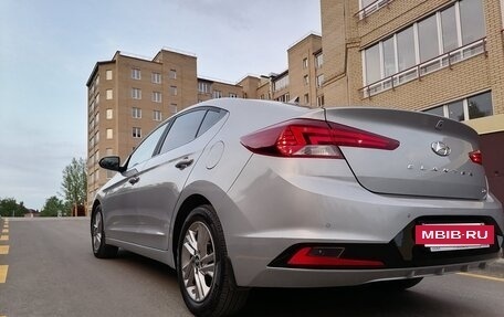 Hyundai Elantra VI рестайлинг, 2019 год, 1 800 000 рублей, 4 фотография