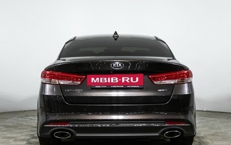 KIA Optima IV, 2017 год, 1 898 898 рублей, 6 фотография