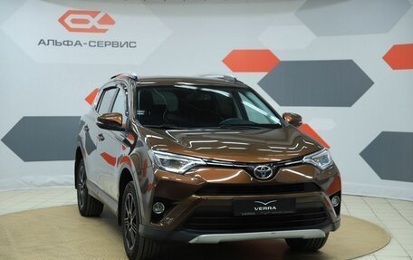 Toyota RAV4, 2017 год, 2 290 000 рублей, 3 фотография