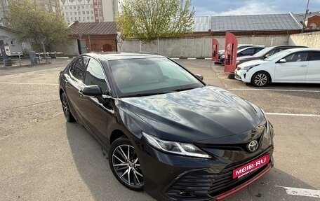 Toyota Camry, 2021 год, 3 600 000 рублей, 5 фотография