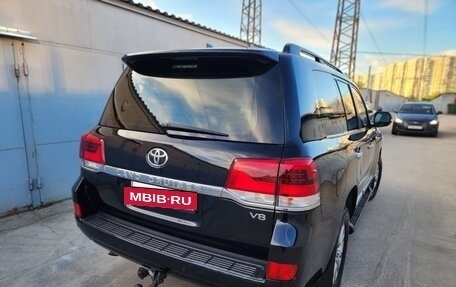 Toyota Land Cruiser 200, 2015 год, 6 650 000 рублей, 6 фотография