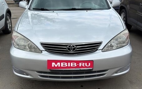Toyota Camry V40, 2001 год, 750 000 рублей, 2 фотография