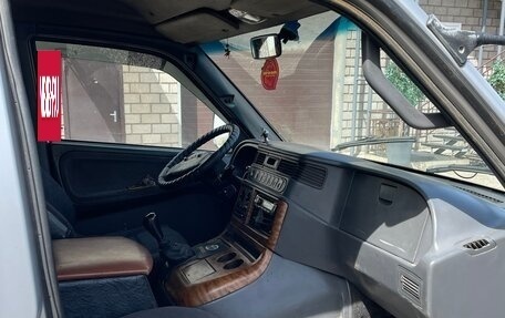 SsangYong Istana, 2002 год, 325 000 рублей, 6 фотография