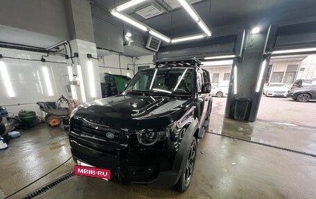 Land Rover Defender II, 2021 год, 10 000 000 рублей, 2 фотография