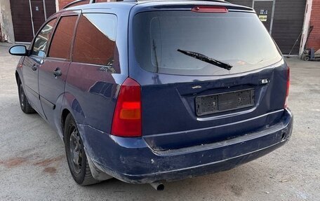 Ford Focus IV, 2001 год, 220 000 рублей, 4 фотография