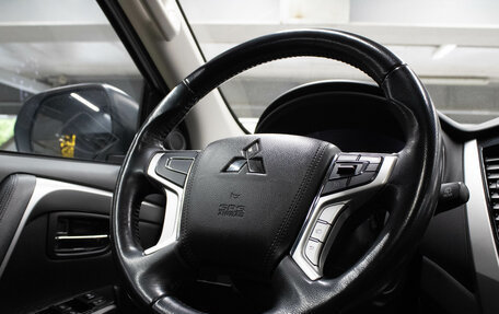 Mitsubishi Pajero Sport III рестайлинг, 2020 год, 3 399 000 рублей, 8 фотография