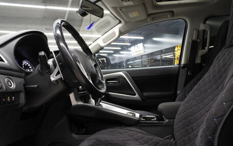 Mitsubishi Pajero Sport III рестайлинг, 2020 год, 3 399 000 рублей, 11 фотография