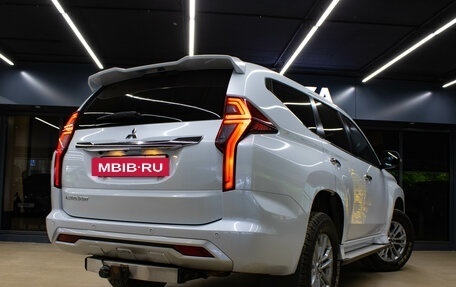 Mitsubishi Pajero Sport III рестайлинг, 2020 год, 3 399 000 рублей, 6 фотография