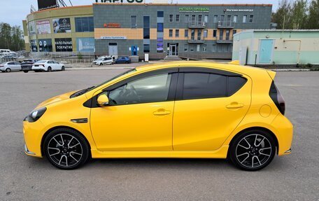Toyota Aqua I, 2015 год, 1 375 000 рублей, 9 фотография
