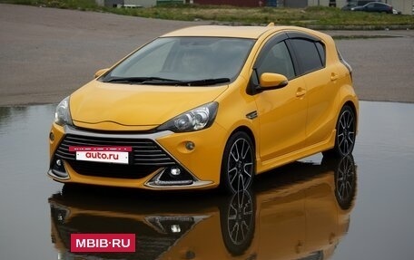 Toyota Aqua I, 2015 год, 1 375 000 рублей, 3 фотография