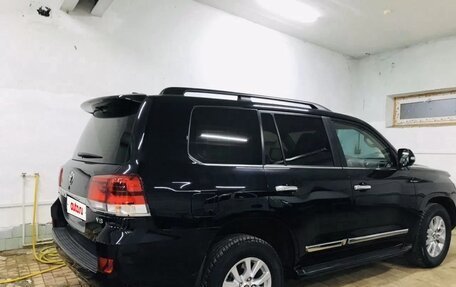 Toyota Land Cruiser 200, 2016 год, 8 000 000 рублей, 2 фотография