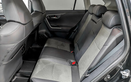 Toyota RAV4, 2023 год, 4 100 000 рублей, 10 фотография