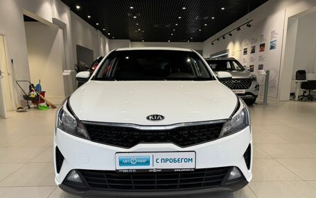 KIA Rio IV, 2020 год, 1 620 000 рублей, 2 фотография