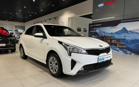 KIA Rio IV, 2020 год, 1 620 000 рублей, 3 фотография