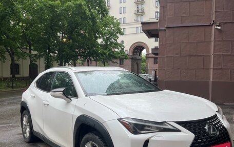 Lexus UX I, 2019 год, 2 600 000 рублей, 2 фотография