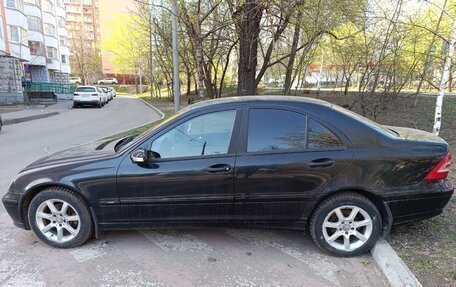 Mercedes-Benz C-Класс, 2004 год, 600 000 рублей, 4 фотография