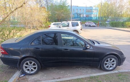 Mercedes-Benz C-Класс, 2004 год, 600 000 рублей, 7 фотография