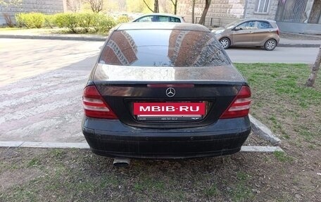 Mercedes-Benz C-Класс, 2004 год, 600 000 рублей, 8 фотография