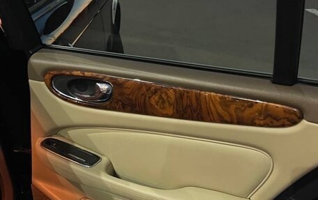 Jaguar XJ III (X350), 2007 год, 2 150 000 рублей, 12 фотография