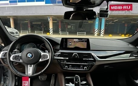 BMW 5 серия, 2018 год, 5 400 000 рублей, 11 фотография