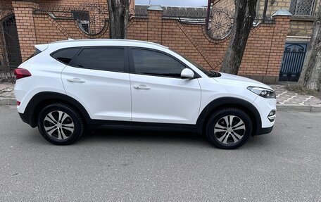 Hyundai Tucson III, 2016 год, 1 650 000 рублей, 5 фотография