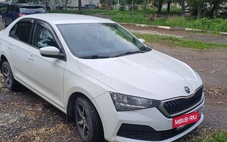 Skoda Rapid II, 2021 год, 1 350 000 рублей, 3 фотография