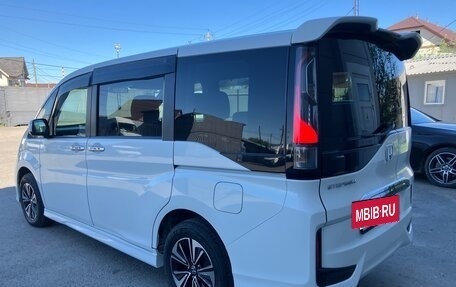 Honda Stepwgn IV, 2016 год, 1 970 000 рублей, 6 фотография