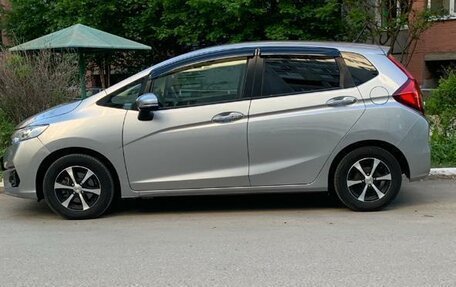 Honda Fit III, 2017 год, 960 000 рублей, 5 фотография