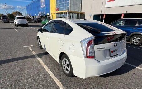 Toyota Prius, 2012 год, 1 000 000 рублей, 4 фотография