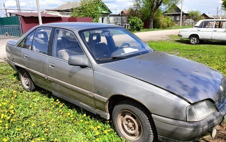 Opel Omega A, 1988 год, 85 000 рублей, 2 фотография