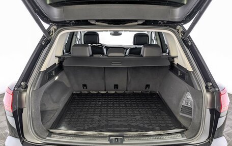 Volkswagen Touareg III, 2018 год, 4 445 000 рублей, 10 фотография