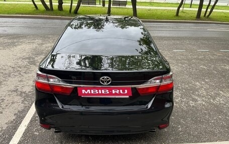 Toyota Camry, 2017 год, 2 580 000 рублей, 3 фотография