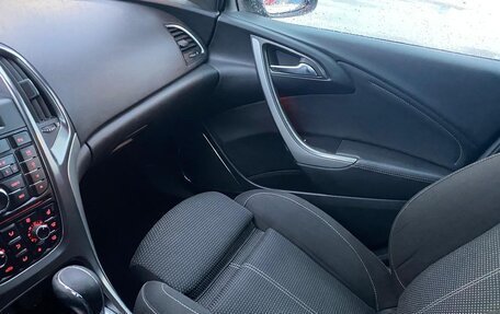 Opel Astra J, 2011 год, 730 000 рублей, 3 фотография