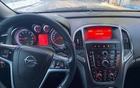 Opel Astra J, 2011 год, 730 000 рублей, 4 фотография