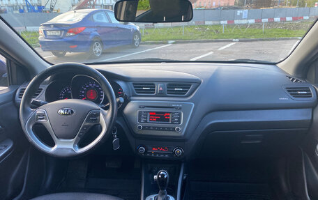 KIA Rio III рестайлинг, 2016 год, 990 000 рублей, 10 фотография