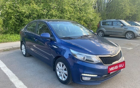 KIA Rio III рестайлинг, 2016 год, 990 000 рублей, 3 фотография