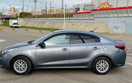 KIA Rio IV, 2018 год, 1 380 000 рублей, 4 фотография