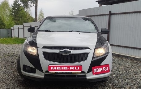 Chevrolet Cruze II, 2012 год, 1 080 000 рублей, 6 фотография