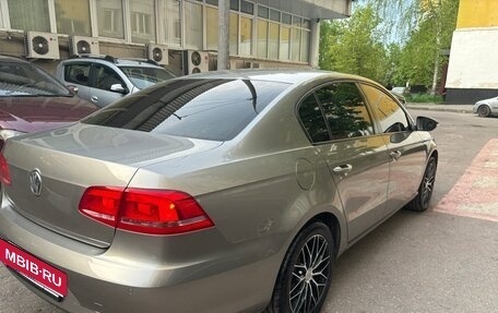 Volkswagen Passat B7, 2012 год, 950 000 рублей, 3 фотография