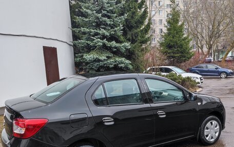 Renault Logan II, 2018 год, 1 200 000 рублей, 3 фотография