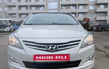 Hyundai Solaris II рестайлинг, 2016 год, 999 999 рублей, 3 фотография