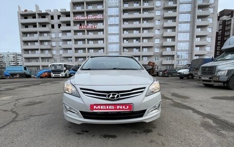 Hyundai Solaris II рестайлинг, 2016 год, 999 999 рублей, 4 фотография