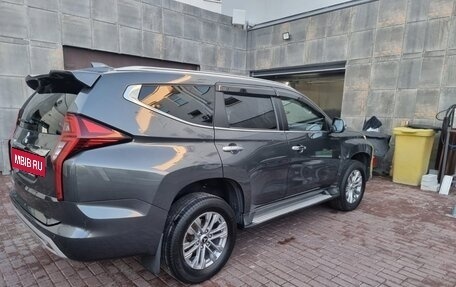 Mitsubishi Pajero Sport III рестайлинг, 2021 год, 3 600 000 рублей, 3 фотография