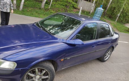 Opel Vectra B рестайлинг, 1996 год, 180 000 рублей, 3 фотография