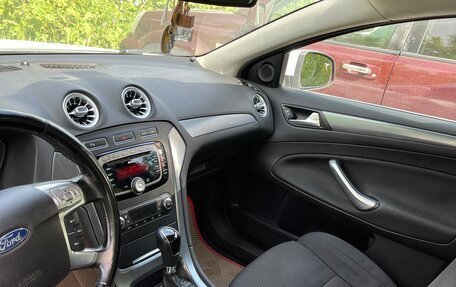 Ford Mondeo IV, 2010 год, 950 000 рублей, 3 фотография